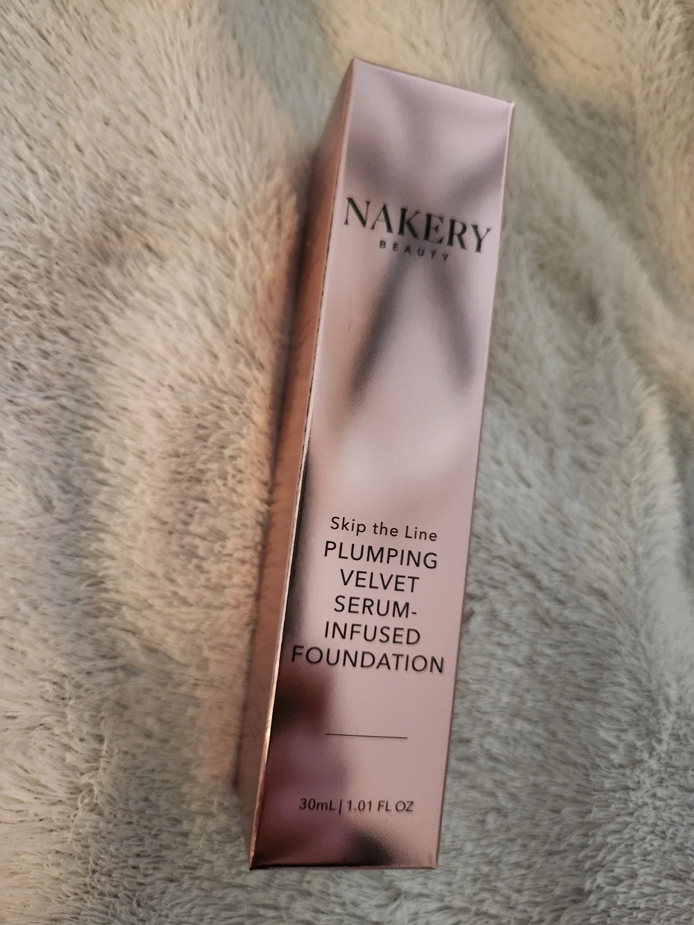 Nakery Medium Deep Plumping Velvet Serum-Infused Foundation